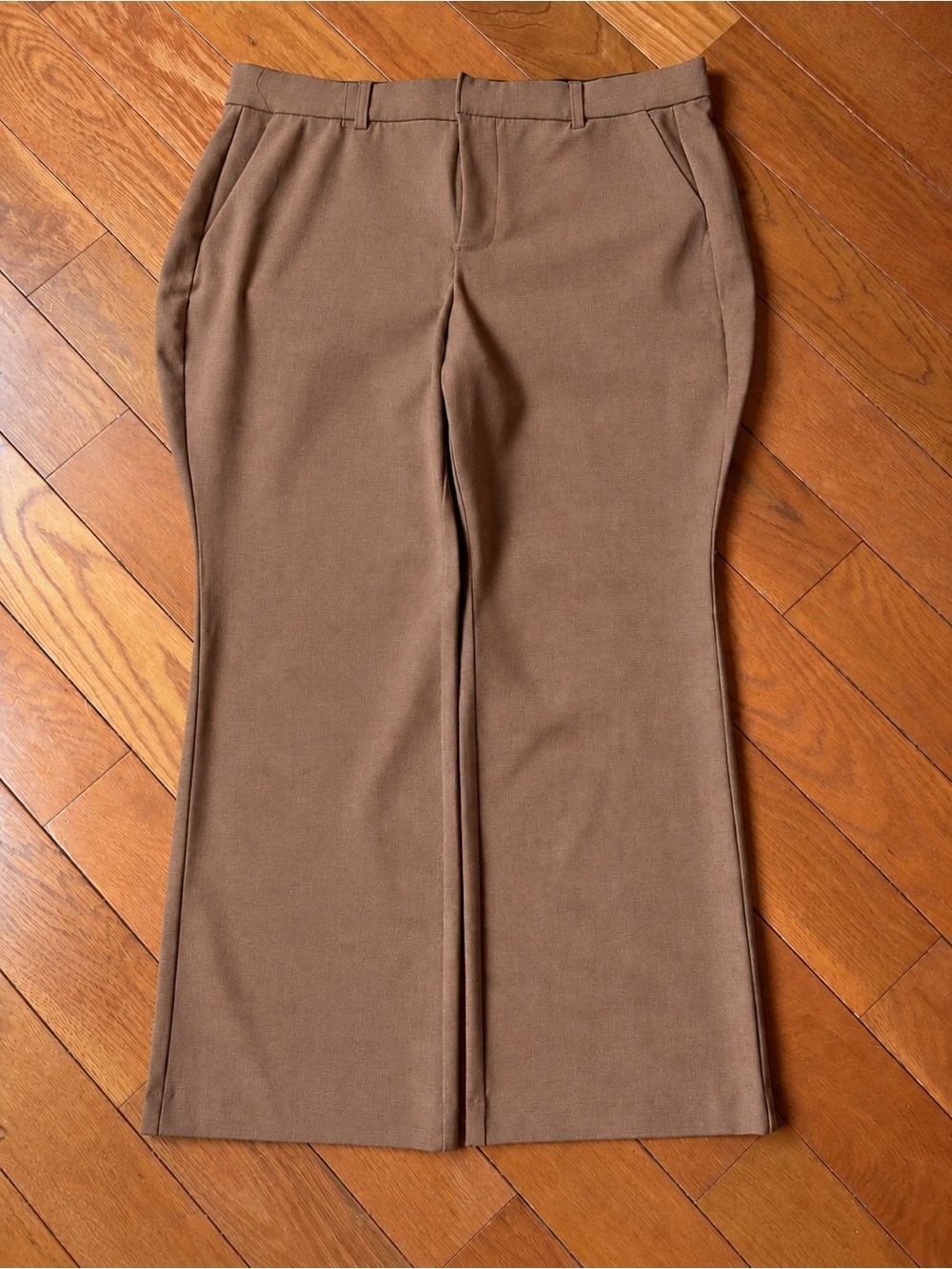 Torrid Studio Brown Trouser Pants Flare Bootcut Stretch Size 18 Short
